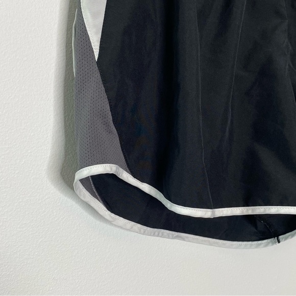 Nike Dri-Fit Black Running Shorts - Picture 7 of 13